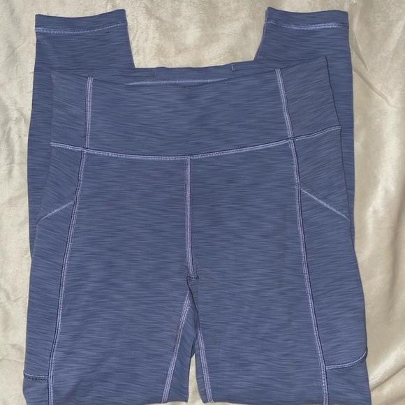 Lululemon Invigorate Heather Periwinkle 25” Leggings - Picture 4 of 7